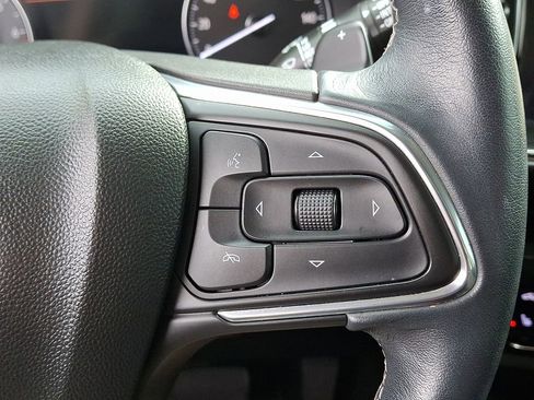 Used 2021 Buick Envision Essence w/ Technology Package I image 22