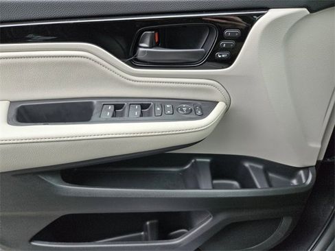 New 2026 Honda Odyssey Touring image 19