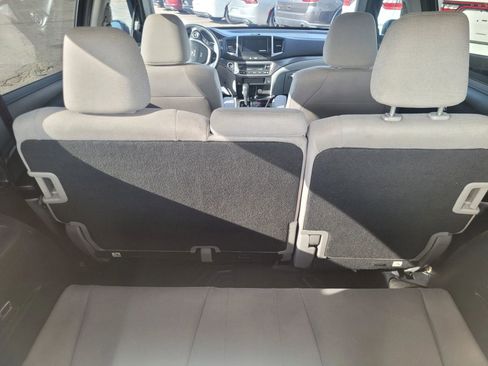 Used 2016 Honda Pilot LX image 6