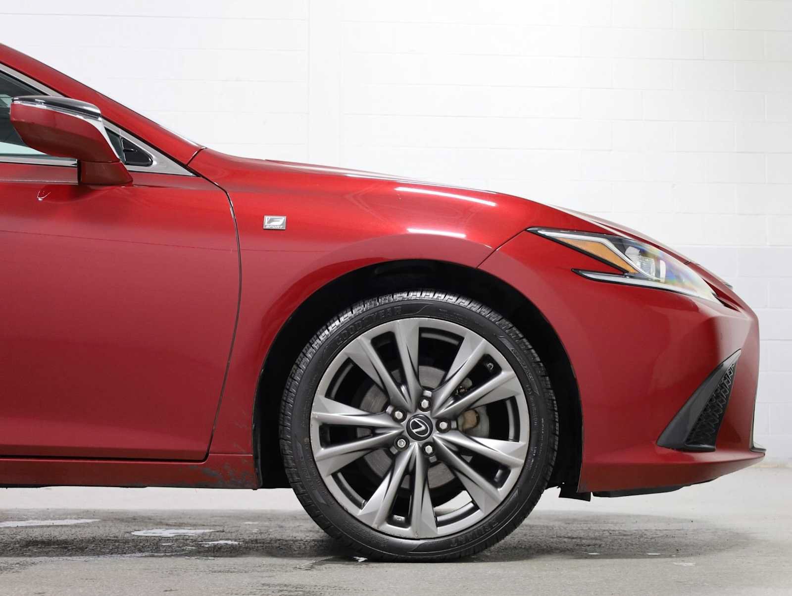 Used 2020 Lexus ES 350 F Sport w/ Accessory Package 2 FWD image 7