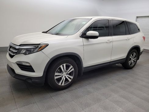 Used 2018 Honda Pilot EX image 2