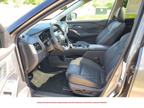 Certified 2026 Nissan Rogue Platinum w/ Platinum Premium Package AWD/4WD image 39