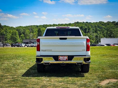 Used 2022 Chevrolet Silverado 1500 LTZ w/ LTZ Premium Package AWD/4WD image 4