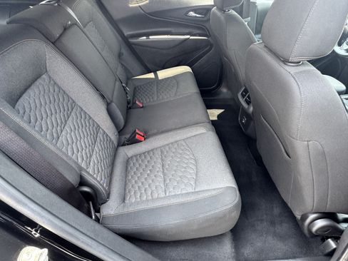 Used 2020 Chevrolet Equinox LT FWD image 17