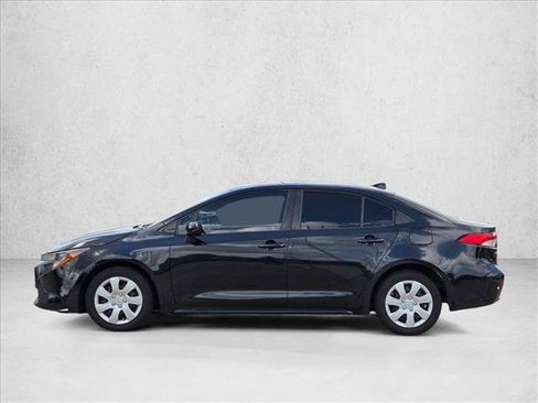 Used 2021 Toyota Corolla LE FWD image 8