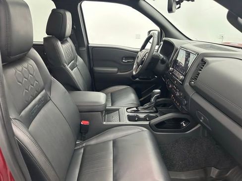 Used 2022 Nissan Frontier PRO-4X w/ Pro-4X Premium Package image 35