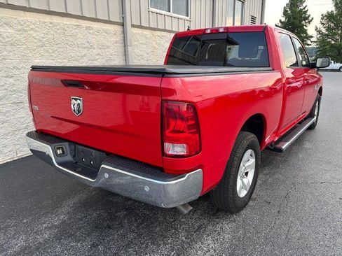 Used 2020 RAM 1500 Classic SLT w/ Luxury Group RWD image 3