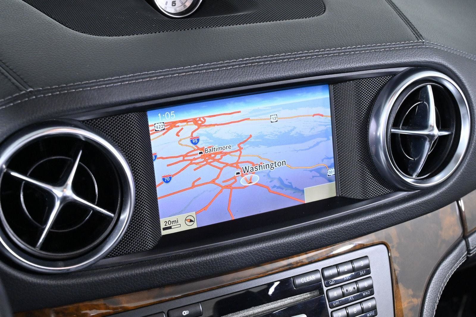 Used 2013 Mercedes-Benz SL 550 image 22