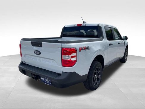 New 2025 Ford Maverick XLT w/ XLT Luxury Package image 4