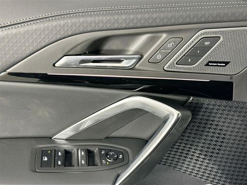 New 2026 BMW X2 xDrive28i w/ Technology Package AWD/4WD image 17