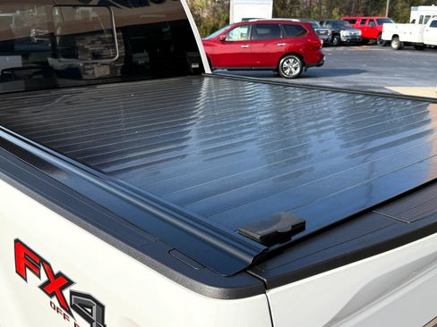 Used 2020 Ford F250 Limited w/ FX4 Off-Road Package image 5