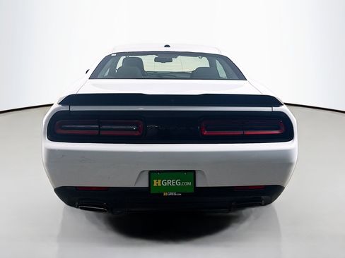Used 2022 Dodge Challenger SXT w/ Blacktop Package image 8