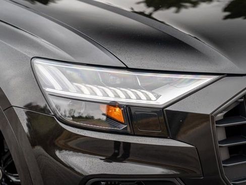 Used 2023 Audi SQ8 Prestige image 8