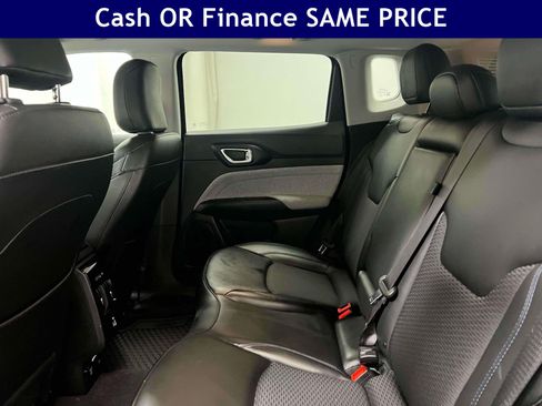 Certified 2022 Jeep Compass Latitude w/ Convenience Group AWD/4WD image 14