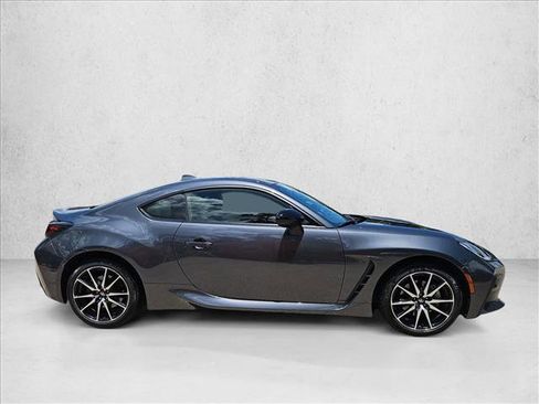 Used 2024 Toyota GR86 RWD image 4
