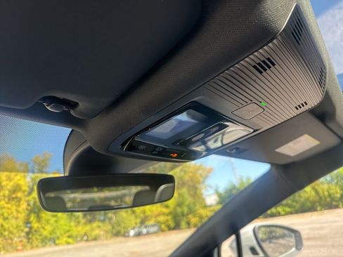 Certified 2022 Volkswagen ID.4 Pro S image 45