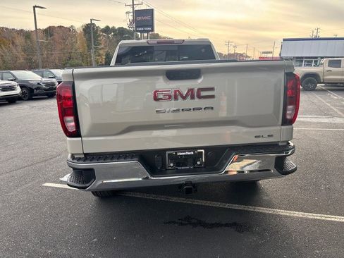 New 2026 GMC Sierra 1500 SLE image 48