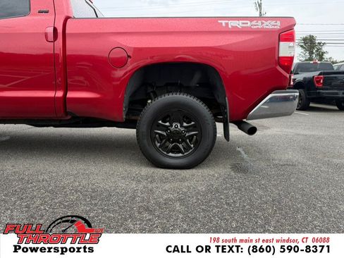 Used 2016 Toyota Tundra SR5 w/ TRD Off Road Package AWD/4WD image 25