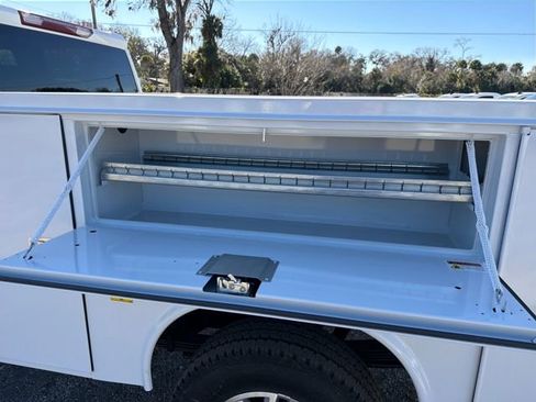 New 2026 Chevrolet Silverado 2500 W/T w/ WT Convenience Package RWD image 9