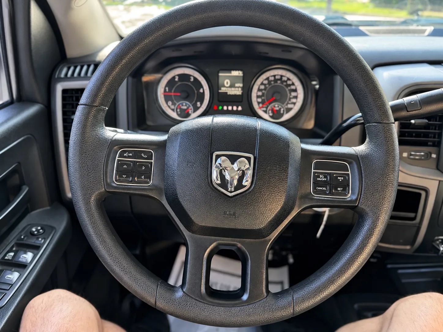 Used 2018 RAM 3500 Tradesman w/ Chrome Appearance Group AWD/4WD image 15