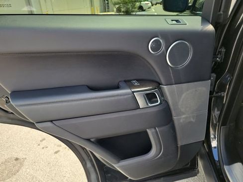 Used 2016 Land Rover Range Rover Sport HSE AWD/4WD image 9