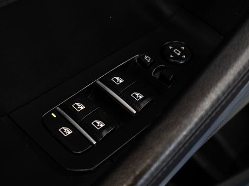 Used 2022 BMW X6 M50i w/ Executive Package image 16