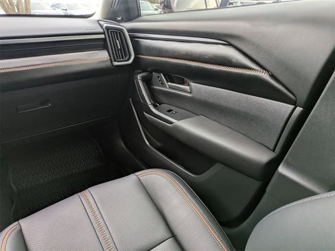 Used 2025 MAZDA CX-50 AWD 2.5 Hybrid w/ Weather Package image 21