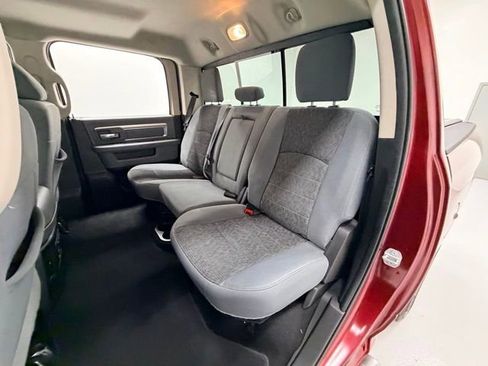 Used 2019 RAM 1500 Big Horn RWD image 24