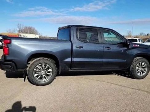 Certified 2022 Chevrolet Silverado 1500 RST image 9