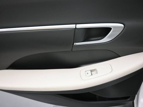Used 2021 Hyundai Sonata Blue FWD image 29