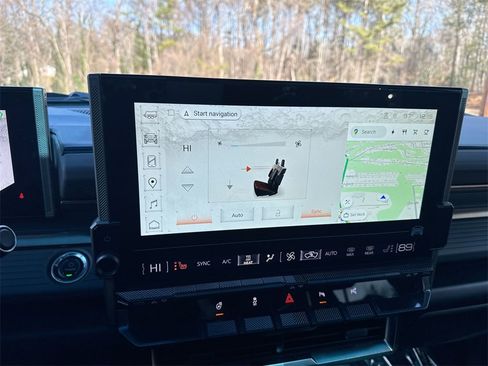 Used 2024 GMC Hummer EV 3X image 25