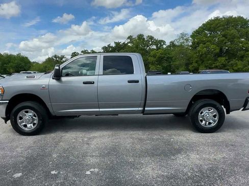 Used 2024 RAM 3500 Tradesman w/ Chrome Appearance Group image 5