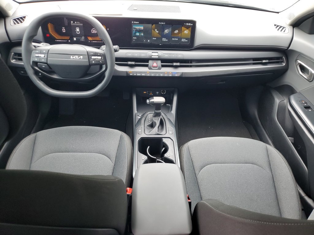Used 2025 Kia K4 FWD image 17