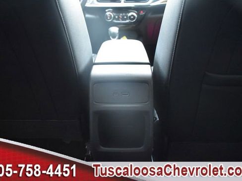 Used 2024 Chevrolet Trax ACTIV w/ Sunroof Package image 24