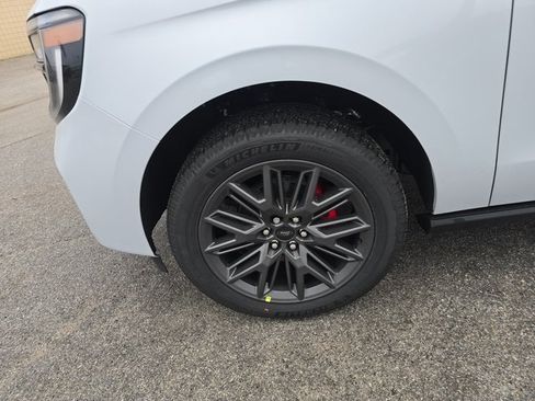 New 2025 Ford Expedition Max Platinum w/ Stealth Performance Package image 12