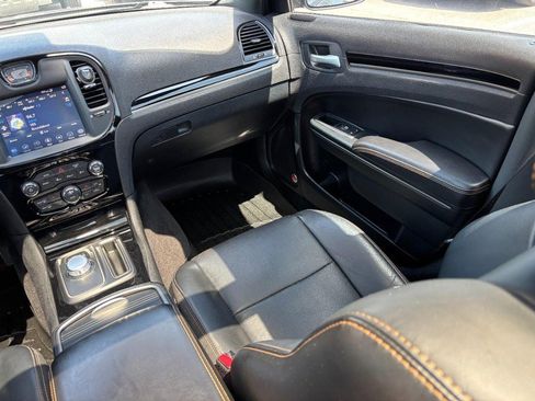 Used 2018 Chrysler 300 S w/ 300S Premium Group AWD/4WD image 14