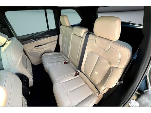 New 2025 Jeep Grand Cherokee Limited w/ Luxury Tech Group II AWD/4WD image 11