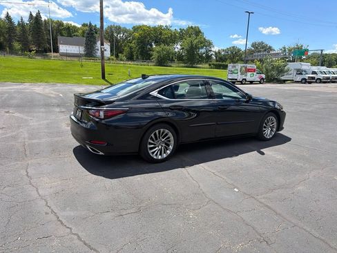 Used 2022 Lexus ES 350 Ultra Luxury w/ Accessory Package 2 FWD image 31