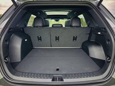 New 2026 GMC Terrain Elevation AWD/4WD image 36