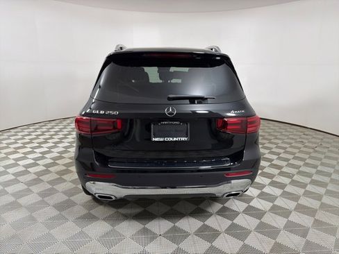 New 2026 Mercedes-Benz GLB 250 4MATIC image 6