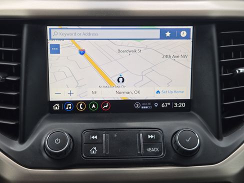 Used 2021 GMC Acadia Denali w/ Denali Technology Package image 20