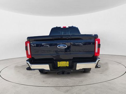 Certified 2025 Ford F350 Lariat w/ Lariat Ultimate Package AWD/4WD image 4