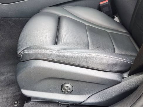 Used 2022 Mercedes-Benz GLC 300 image 19