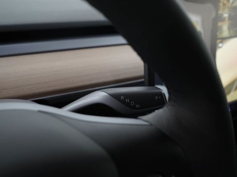 Used 2023 Tesla Model Y Long Range AWD/4WD image 26