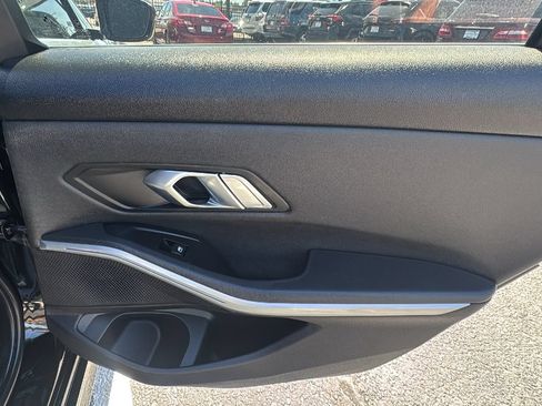 Used 2019 BMW 330i xDrive Sedan AWD/4WD image 18