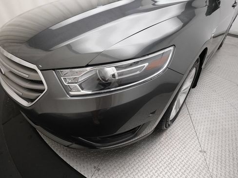 Used 2018 Ford Taurus SEL FWD image 24