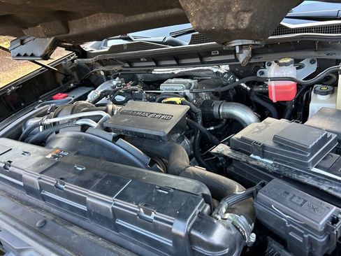 Used 2022 Chevrolet Silverado 2500 LTZ w/ Z71 Off-Road Package image 59