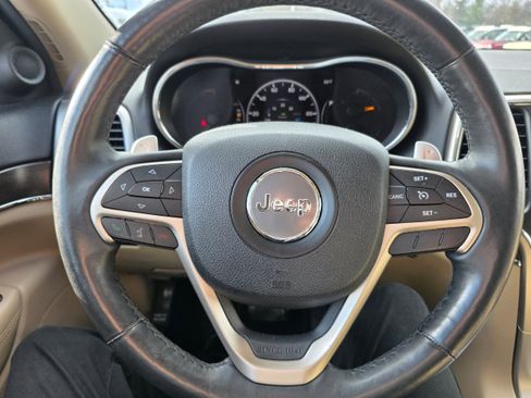 Used 2014 Jeep Grand Cherokee Limited w/ Luxury Group II image 14