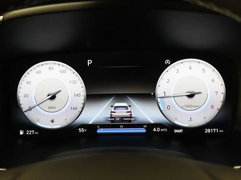 Used 2023 Hyundai Santa Fe Calligraphy image 11