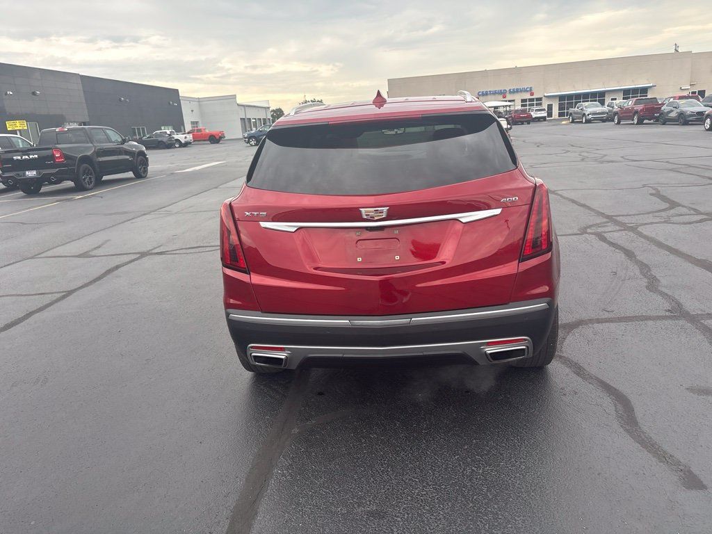 Used 2024 Cadillac XT5 Premium Luxury w/ Technology Package FWD image 15